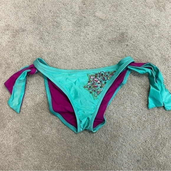 Becca teal purple beaded bikini with side tie M - Picture 8 of 8